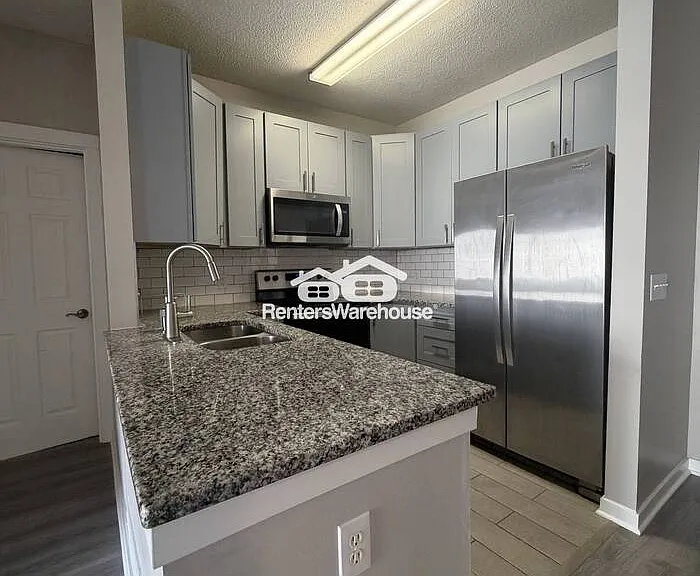 8632 Savanna Oaks Bay #C — Photo 3