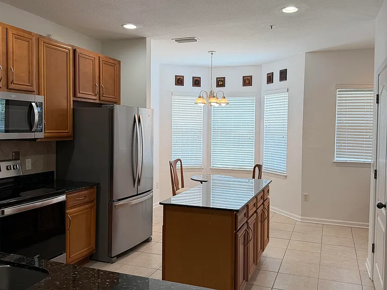 175 Bayberry Cir #1005 — Photo 7