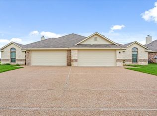 600 Hilltop Dr, Hewitt, TX 76643