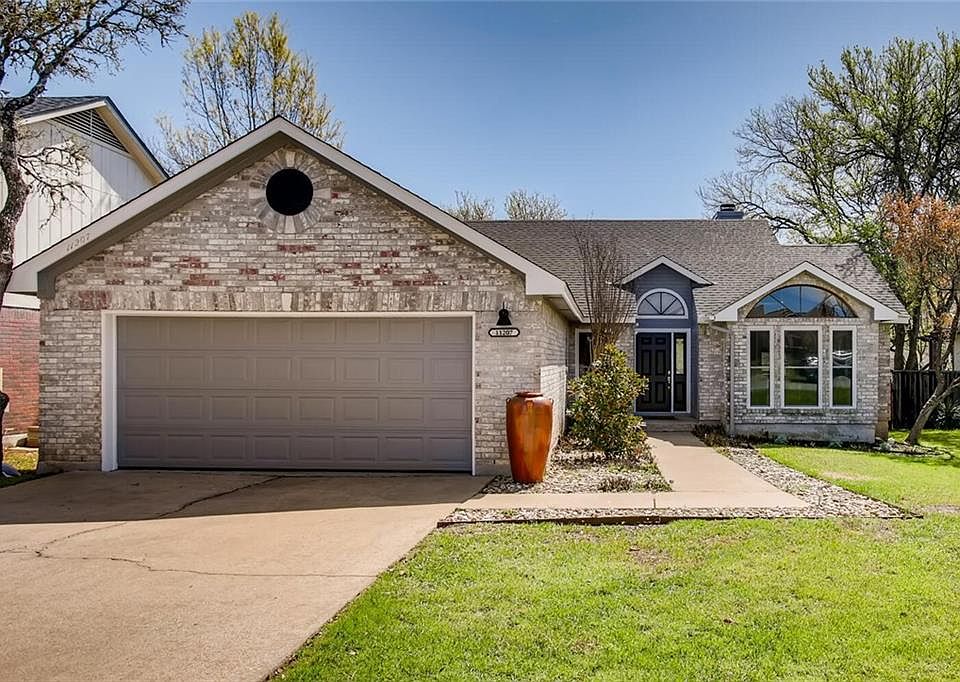 1st image of 11207 Whiskey River Dr
