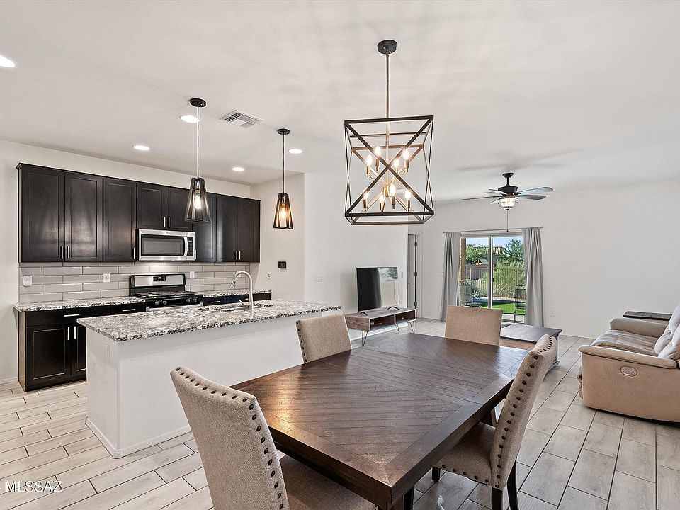 1st image of 10592 S Avenida Lago De Plata