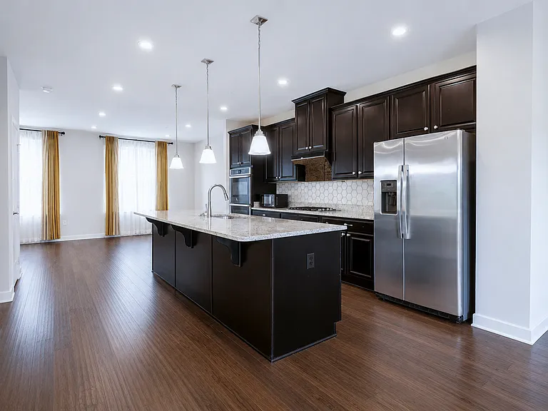 8032 Spring Arbor Dr — Photo 12