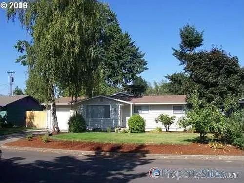 1826 Brentwood Ave photo 1