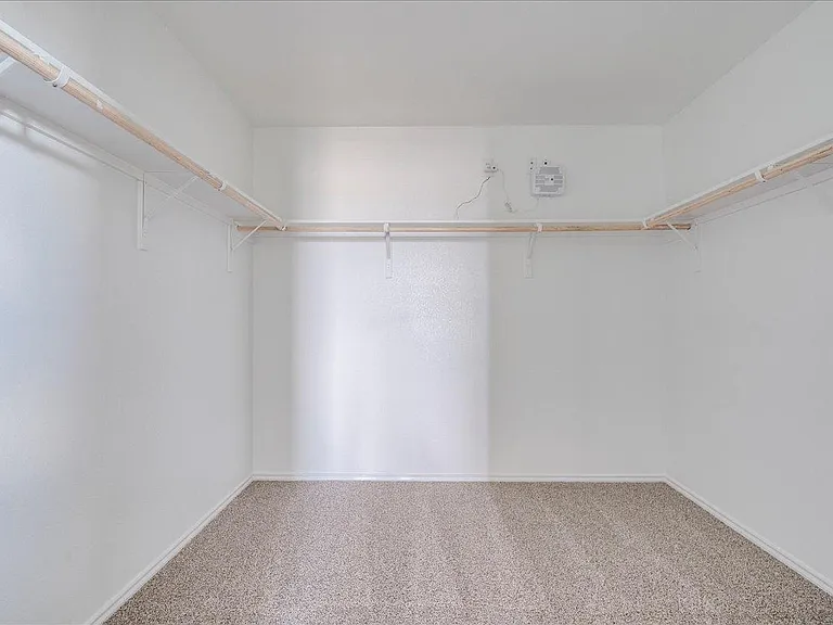 173 Balmorehea St — Photo 18