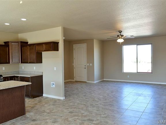 4th image of 2259 Indigo St