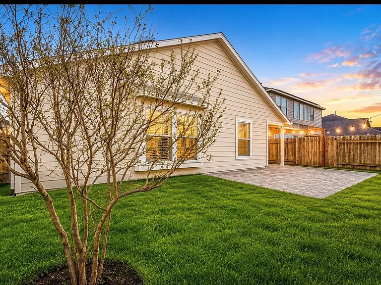 5703 Casa Martin Dr — Photo 26