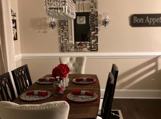 610 Hunters Knoll Rd, Winston Salem, NC 27106