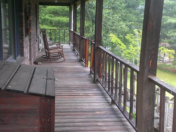 4th image of 33 Harmony Ln