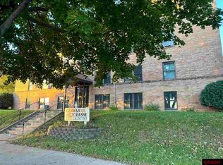 323 N German St APT 104, New Ulm, MN 56073