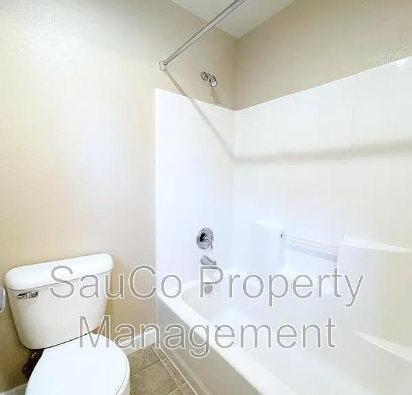 1146 SE Westerland St — Photo 15