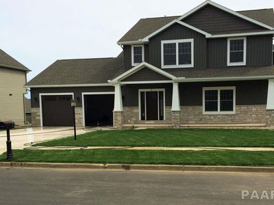 6 Holborn Ct, Washington, IL, 61571