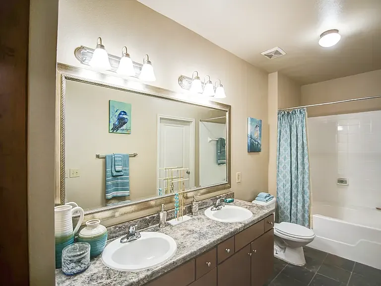Constellation Ranch Luxury Apartment Homes — Photo 10