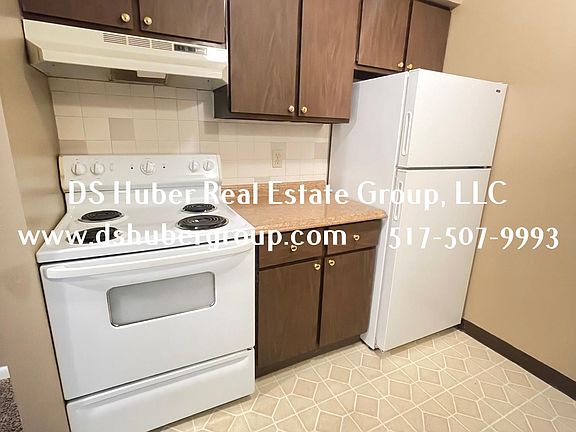 2nd image of 1418 Vine St #4