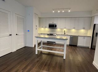2712 N 24th Ave #B32, Hollywood, FL 33020