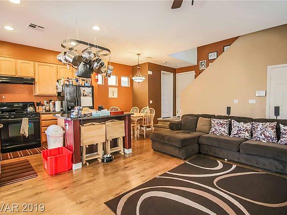 4th image of 8244 Apple Spice St