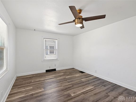5th image of 114 Wolf Ave