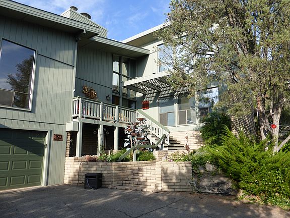 Front View From Drvway