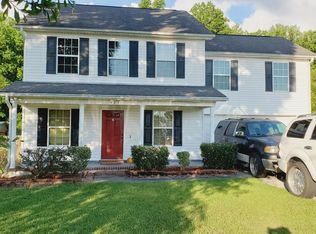 421 Auburn Rd, Glennville, GA 30427