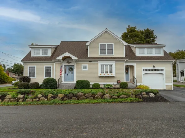 210 Market St, Amesbury, MA 01913