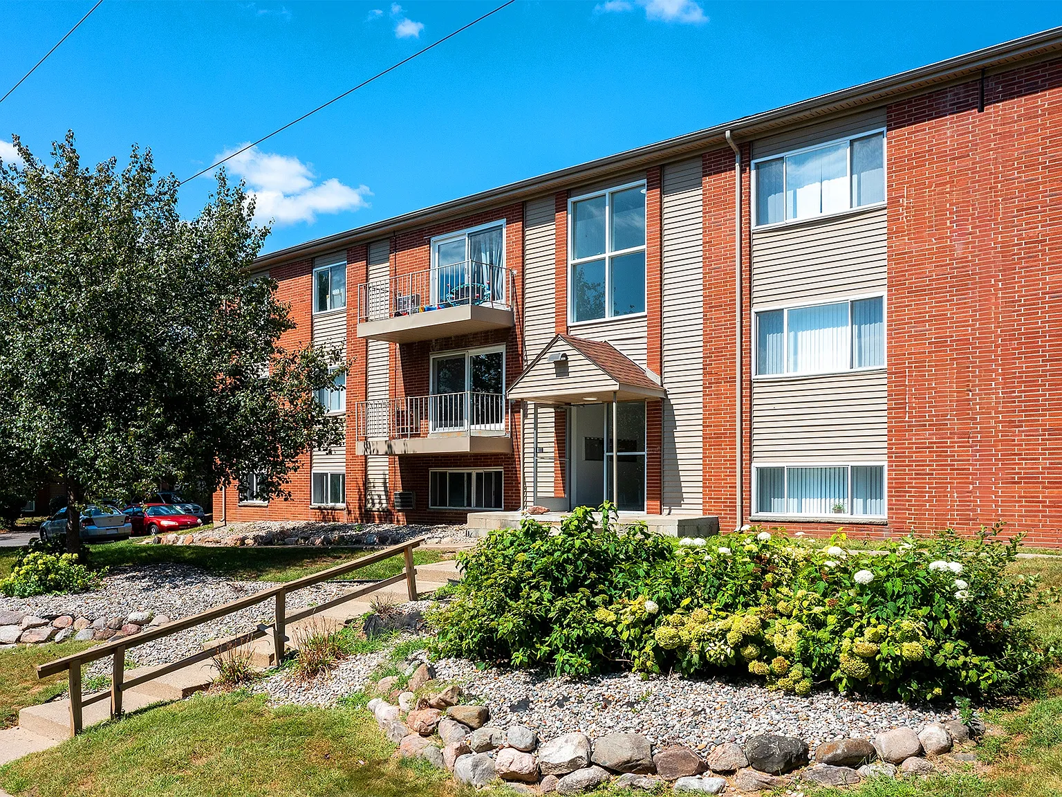 Arbor One Apartments — Photo 1