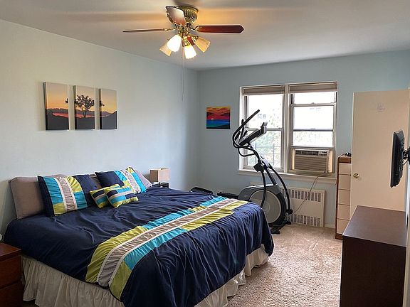 4th image of 3850 Hudson Manor Ter APT 3BW