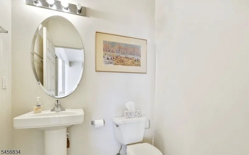2 bed, 2.5 bath, $4,350 — Photo 3