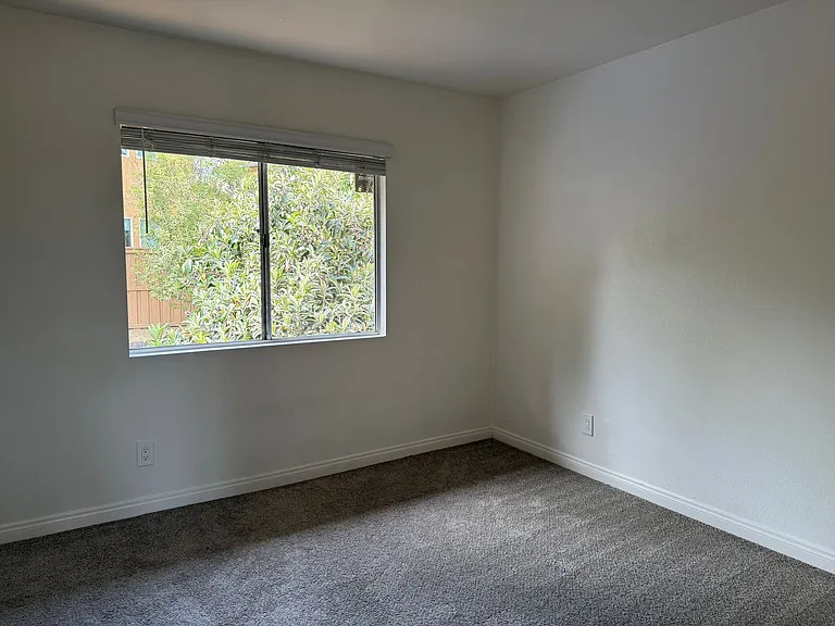 Peppertree Apartments — Photo 102