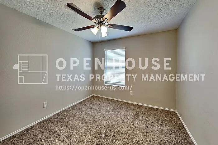520 Bailey St — Photo 18