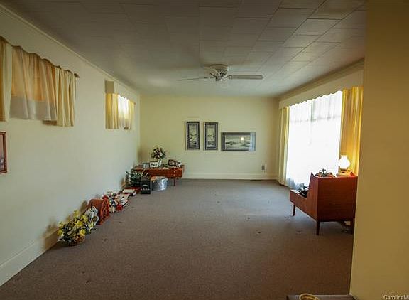 3rd image of 103 W Georgia Ave