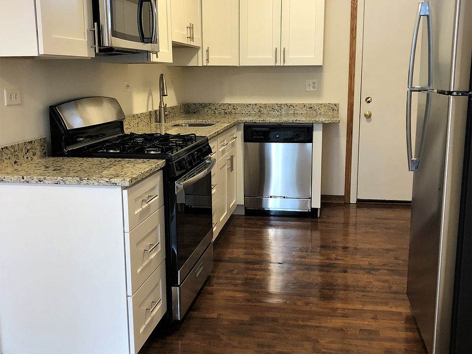 1st image of 2254 W Berteau Ave #1