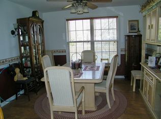 250 Live Oak Dr, Quakertown, PA 18951