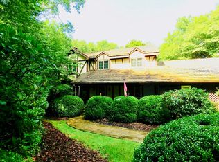 104 Forest Ct, Linville, NC 28646