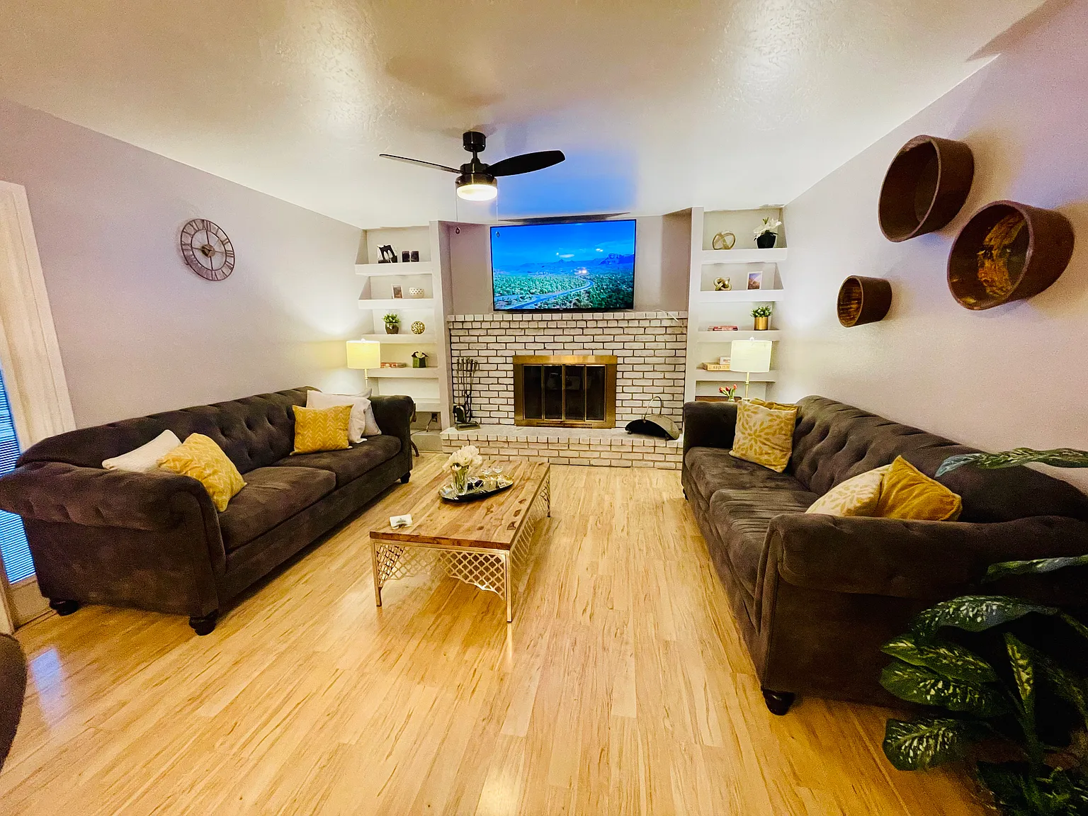 3 bed, 1600 sqft, $4,500 — Photo 3
