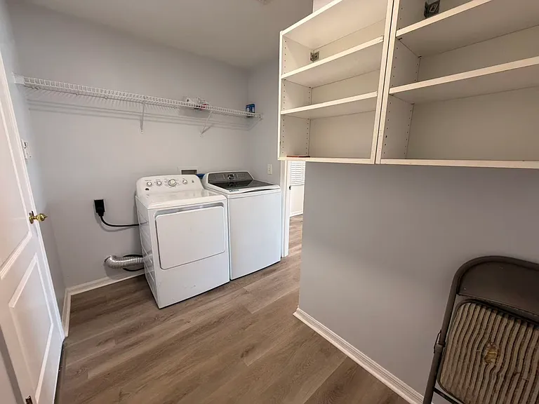 14745 Hartford Run Dr — Photo 8
