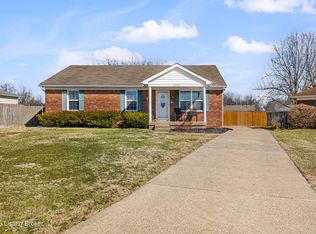 8003 Jennifer Ridge Pl, Louisville, KY 40258