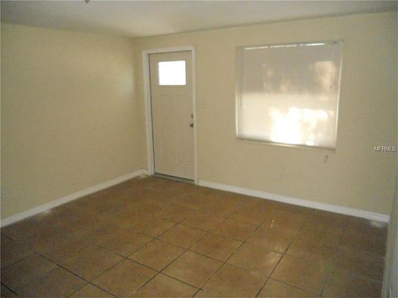 4th image of 4218 N Covina Cir