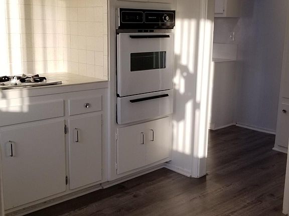5th image of 2344 S Atlantic Blvd APT A