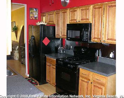 2nd image of 4015 Ketch Dr