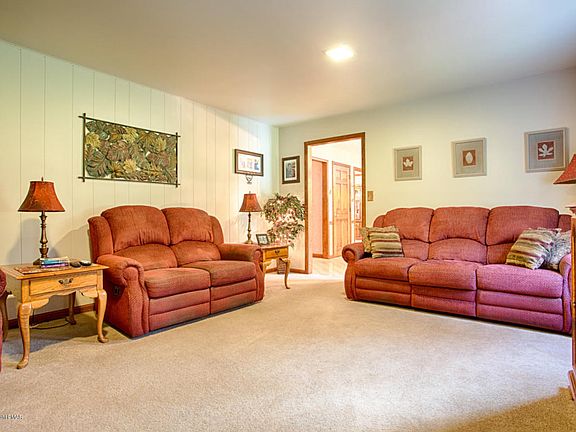 4th image of 314 Hillview Dr