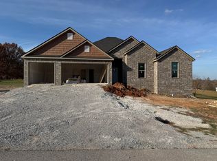 301 Blackberry Court, Cassville, MO 65625