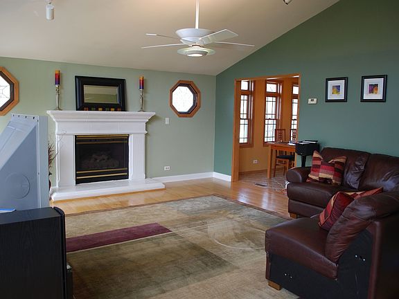 Familyroom Fireplace