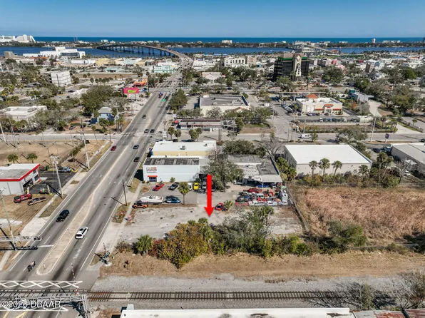 425 W Intl Speedway Blvd, Daytona Beach, FL 32114