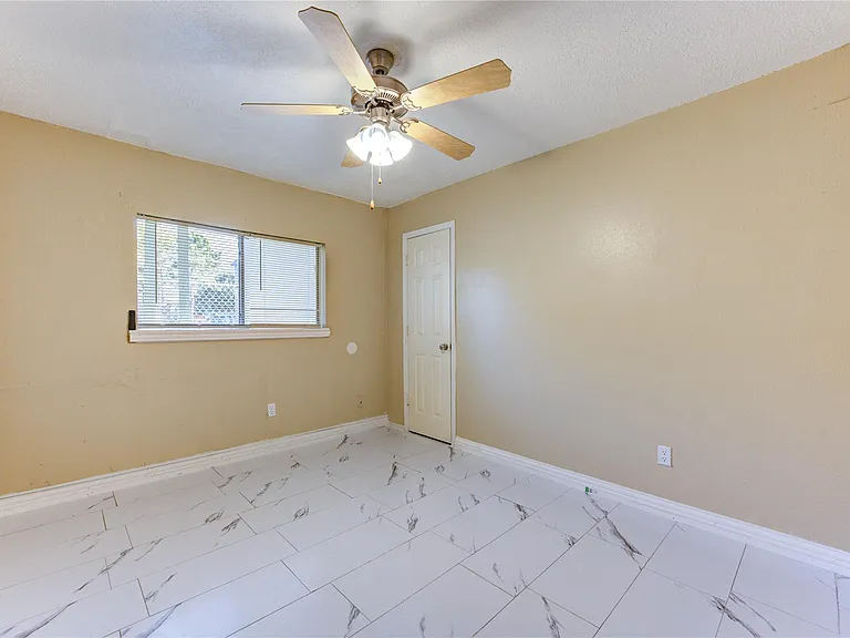 11923 Loveland Pass Dr — Photo 4
