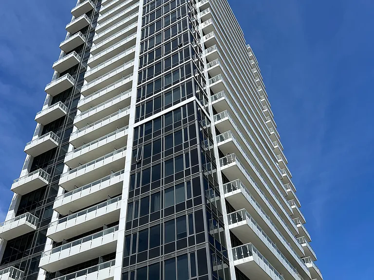 75 Canterbury Pl #Penthouse 605 — Photo 25
