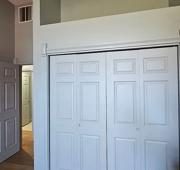 204 N Walnut St #B — Photo 10