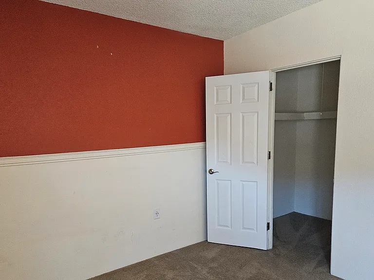 437 W San Ignacio — Photo 11