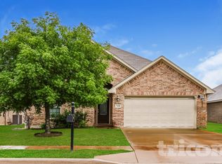 7428 Errandale Dr, Fort Worth, TX 76179