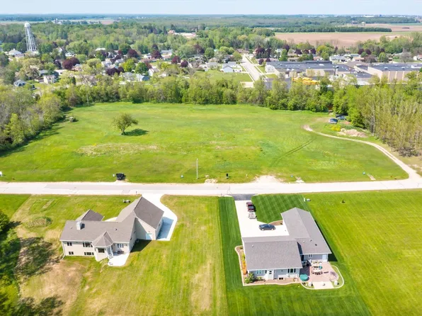 Pcl3 WILLOW DRIVE, Mishicot, WI 54228