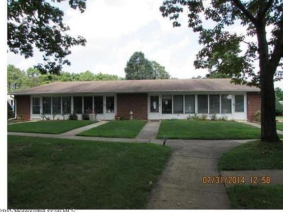 3rd image of 1038C Aberdeen Dr #100C