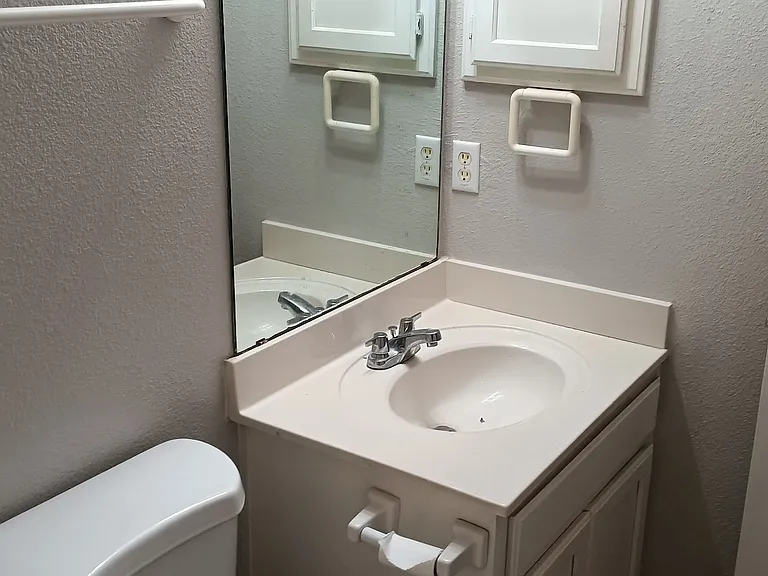 7802 Elk Dr — Photo 8